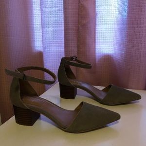 Closed toe sandal heels